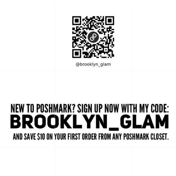 Wildfox Light Gray Pink Heart V Neck Tee Shirt Size Small - Picture 9 of 9